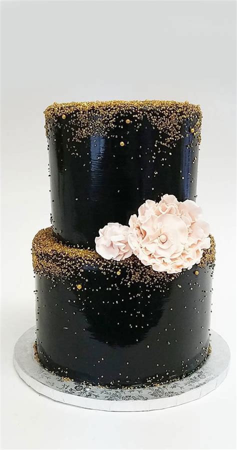 20 Black Cakes That Tastes as Good as it Looks : Two-Tiered Black Cake