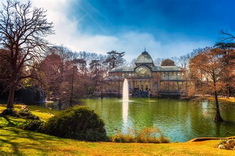 Crystal Palace in Buen Retiro Park | Madrid, Spain - Fine Art Photography by Nico Trinkhaus