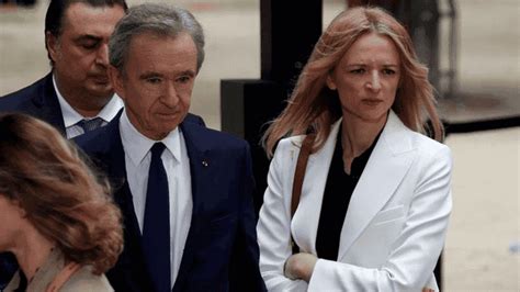 Who Is Anne Dewavrin? Bernard Arnault’s Ex-Wife! | Trending News Buzz