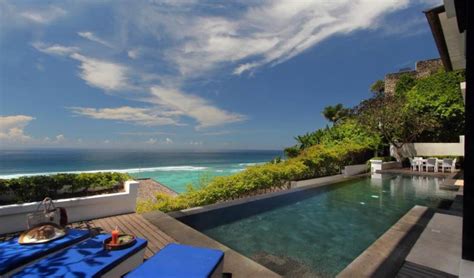 5-Star Beachfront Luxury Villa in Nusa Dua, Bali - 3 Bedroom