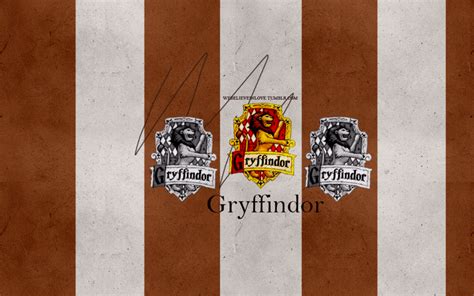 House wallpaper: Gryffindor | Gryffindor, Home wallpaper, Wallpaper