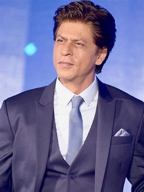 Shah Rukh Khan wishes Kapil Dev a speedy recovery | Filmfare.com