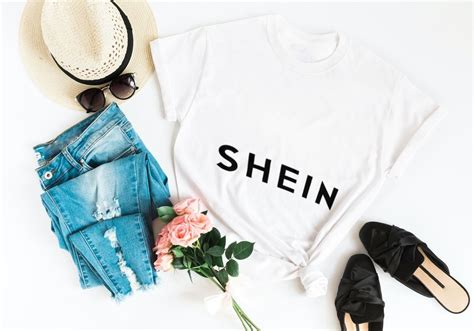 Shein vs Temu: A Comparison Guide