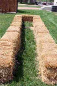 Straw Bale Gardening - PrepperFortress