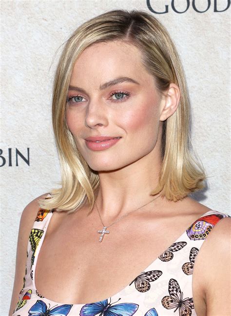 Margot Robbie Reveals Cheekbone Makeup Beauty Secret