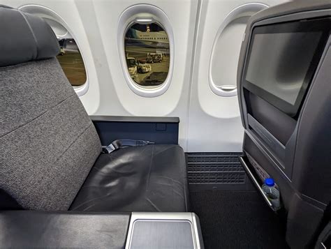 Review: Air Canada Business Class (737 MAX 8) | Frugal Flyer