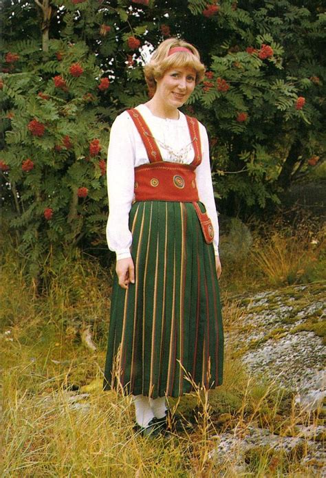 www.Danish National Costumes | Free Download Danish National Costume HD ...