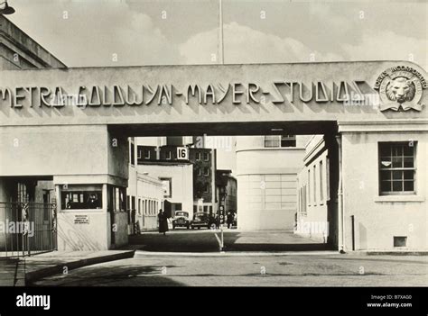 studio MGM studio MGM studio MGM Year: Metro Goldwyn Mayer Stock Photo - Alamy