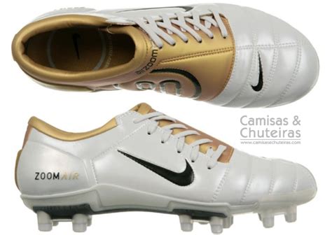 nike total 90 legend dourada - Pesquisa Google Soccer Boots, Football Boots, Nike Football ...