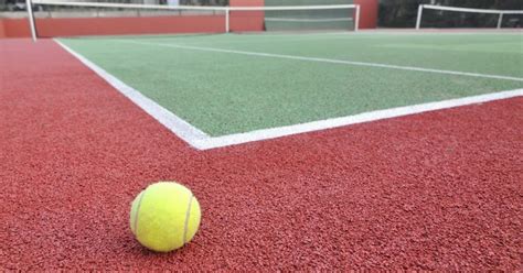 What is The Best Tennis Court Surface? - GREEN BEANS