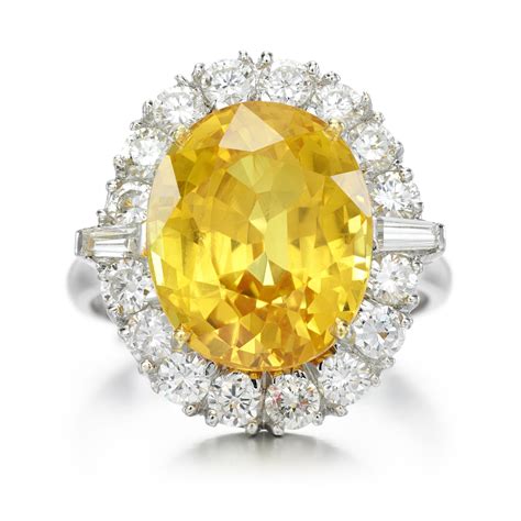 Yellow sapphire and diamond ring | Fine Jewels | 2021 | Sotheby's