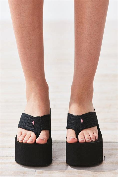 Rocket Dog Synthetic Bigtop Webbing Platform Sandal in Black - Lyst