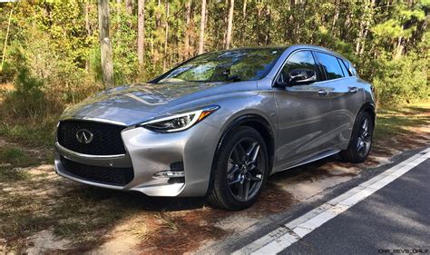 2018 INFINITI QX30 Sport 43