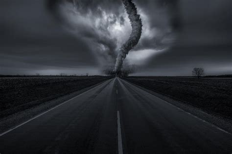 30 Devastating Photos of Twisters & Tornados | Nature photography, Nature pictures, Beautiful nature