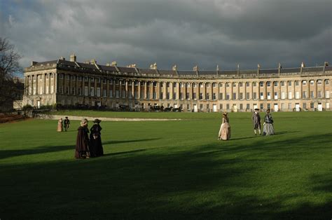 Royal Crescent – The Duchess 1 – BATH NEWSEUM