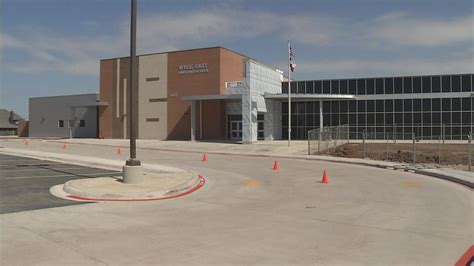 New Wylie East Junior High School opens its doors just in time for the ...