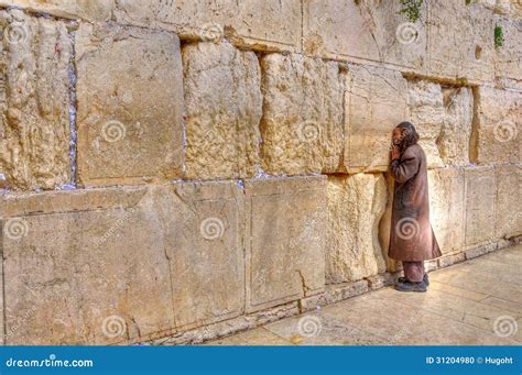 Wailing Wall Praying, Jerusalem Israel Editorial Image - Image: 31204980