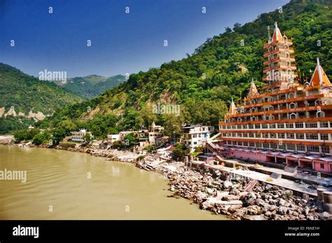 Rishikesh temple, dehradun, uttarakhand, india, asia Stock Photo: 90211789 - Alamy