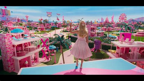 BARBIE | Primeira vista - YouTube