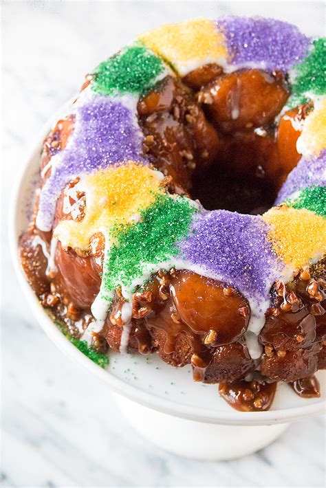 pecan praline king cake monkey bread - Bake Love Give