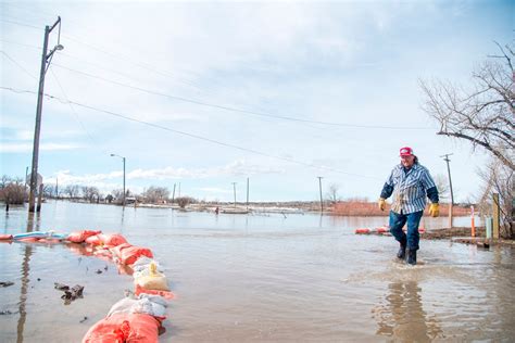 Montana Flooding Update: Passing Driver Saves Trapped Woman in Dramatic Rescue; Gov. Steve ...