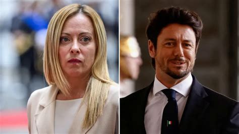 Italian PM Giorgia Meloni leaves journalist partner after his off-air ...