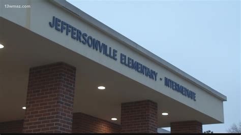 Jeffersonville Elementary School small groups helps students | 13wmaz.com