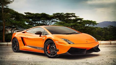 Download Sports Auto Car Screensavers And Wallpapers