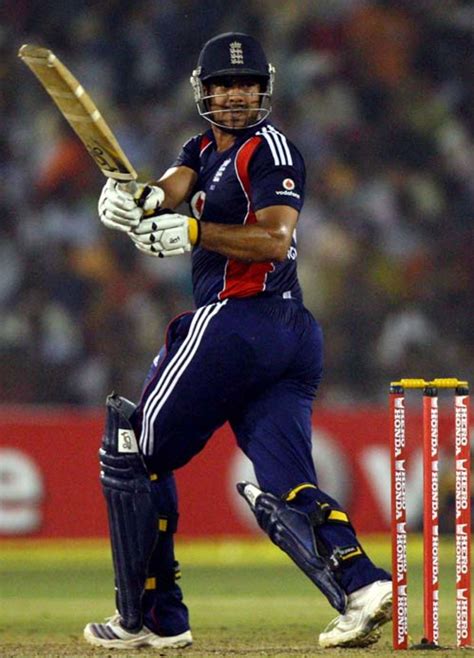 Owais Shah scored a brisk fifty | ESPNcricinfo.com