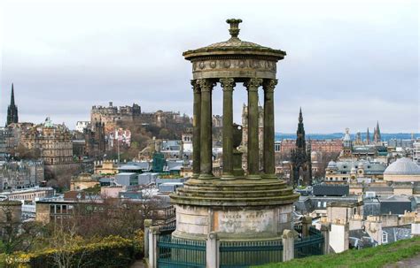 Edinburgh Old Town Walking Tour with an App - Klook