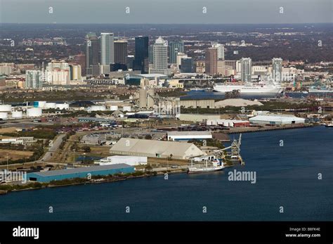 Tampa Bay Aerial View - 592 Tampa Aerial Photos And Premium High Res ...