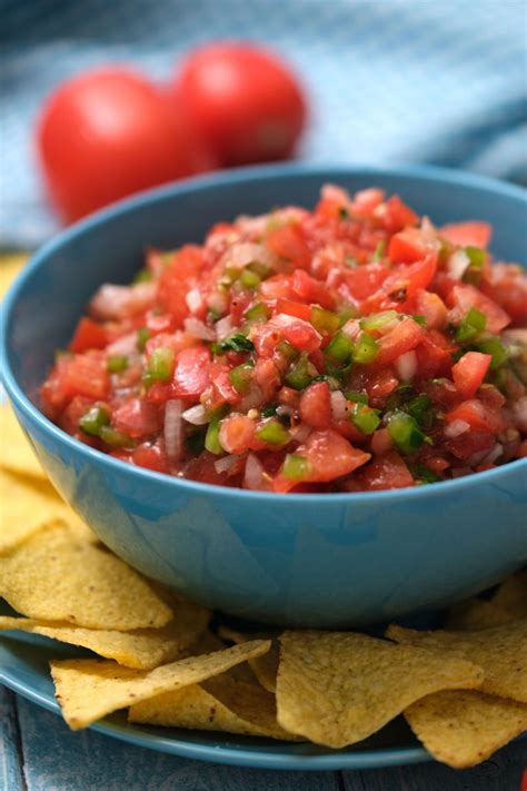 Fresh Tomato Salsa - Easy Homemade Salsa Recipe