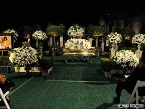 Michael Jackson reaches his 'final resting place' - CNN.com