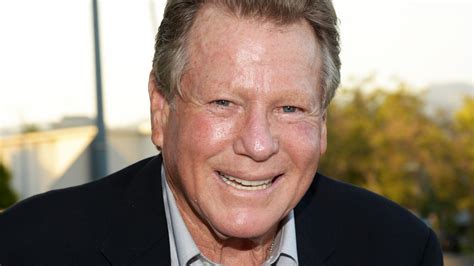 Ryan O'Neal Dead: 'Love Story', 'Paper Moon' & 'Barry Lyndon' Star Was 82