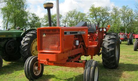 Allis-Chalmers 185 Specs och data