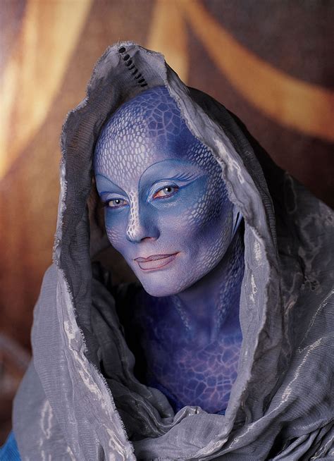 Farscape Photo: Zhaan | Sci fi, Alien makeup, Fantasy makeup