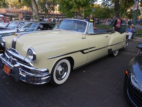 1953 Pontiac Chieftain - Auto Museum OnlineAuto Museum Online