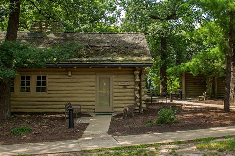 Historic Lodging - Starved Rock Lodge