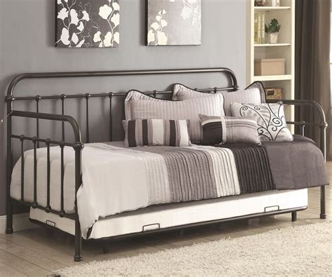 The purpose of the metal day bed with trundle | Metal daybed with ...