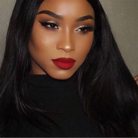 @glamz_junkie is in the spirit with these bold, defined brows and red ...