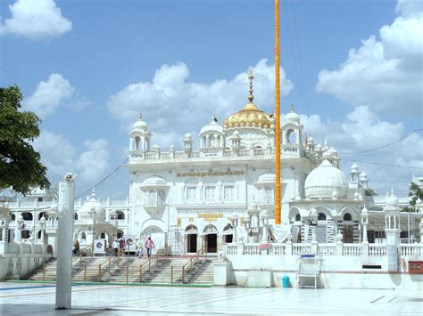 Shri Hazoor Sahib Gurdwara, Nanded, India [4608x3456] : r/ArchitecturePorn