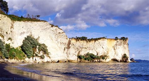 Sandstone cliffs in New Zealand photo WP03001