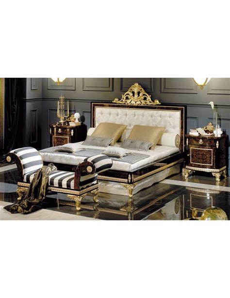 HUDSON COLLECTION. BED