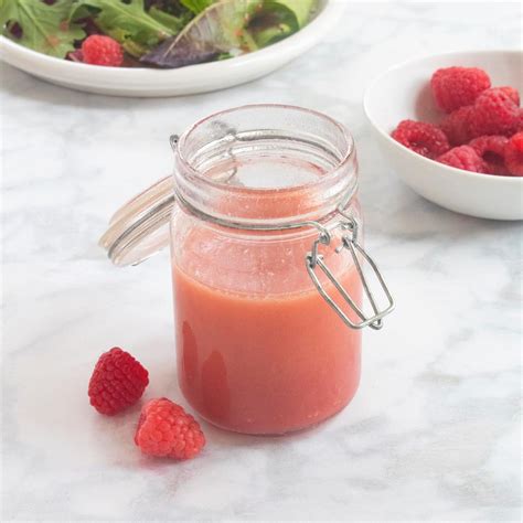 Raspberry Vinaigrette Recipe: How to Make It