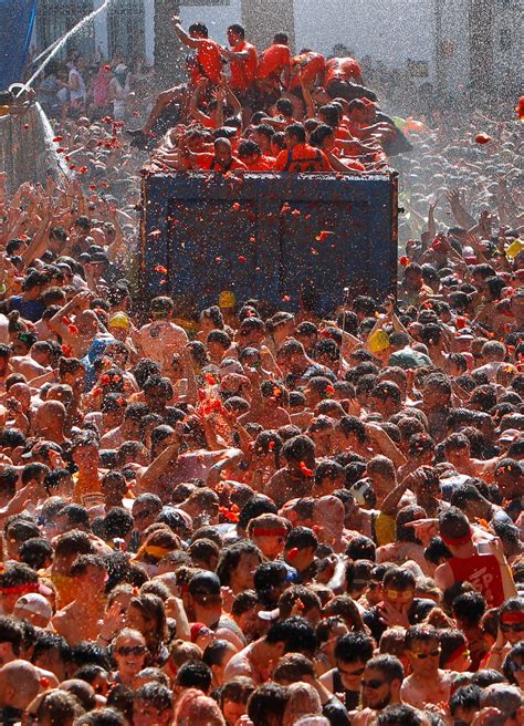 That’s saucy: Spain sees red in annual Tomatina festival | New York Post