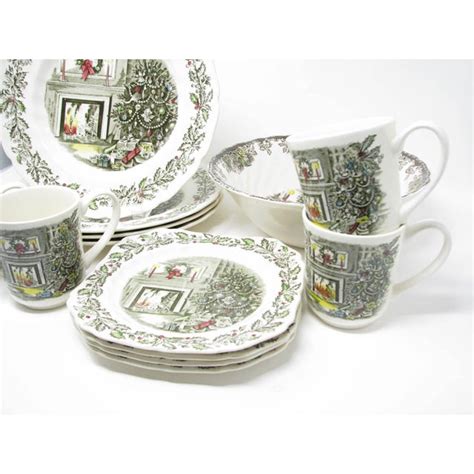 Vintage Johnson Brothers Merry Christmas Tree Holiday Dinnerware Set ...