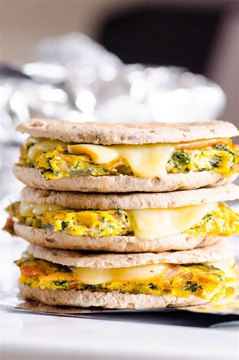 Healthy Breakfast Sandwich with eggs, veggies and whole wheat bun. How ...