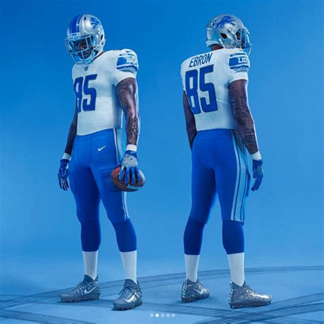 The Detroit Lions Unveil Their New Uniforms - Daily Snark