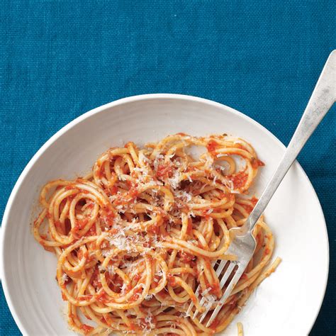 Spaghetti with Tomato-Anchovy Sauce