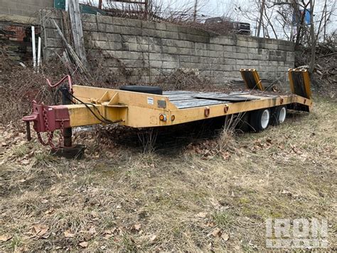 1984 Eager Beaver 20TA 25 ft T/A Equipment Trailer in Penn Hills, Pennsylvania, United States ...